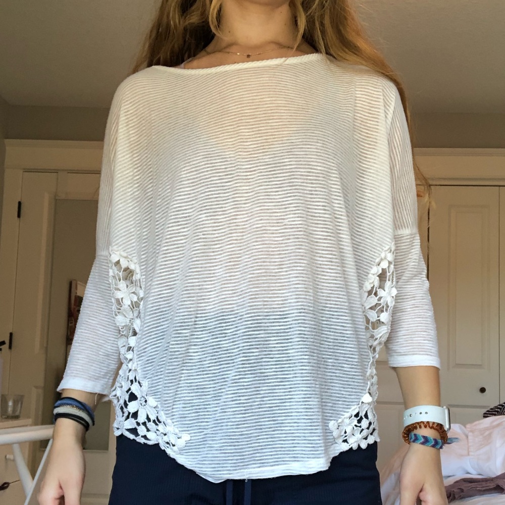 Super cute Nordstrom half sleeve top